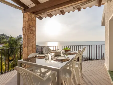 Maison Joan Sardà 1, ensoleillée avec magnifique vue sur la mer  - Photo 6