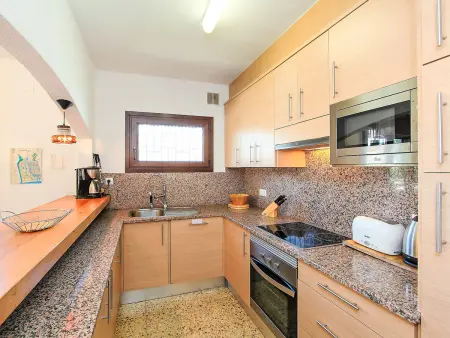Maison individuelle Falconera 33b, dans quartier résidentiel à 600m de la plage - Photo 3