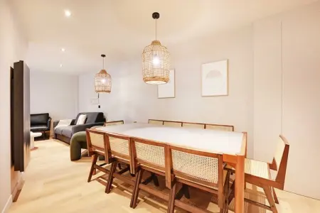 EC-3-JEGO-G, Appartement 10 personnes à Paris - Photo 1