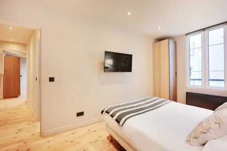 EC-3-JEGO-D, Appartement 10 personnes à Paris - Photo 10