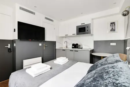 JT-14-MONTCENIS-1D, Appartement 2 personnes à Paris - Photo 2