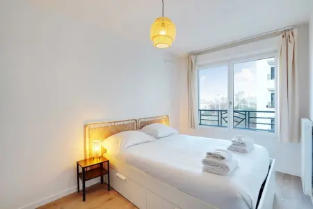 RS-13-ROSIERS, Appartement 6 personnes à Saint Ouen sur Seine - Photo 16