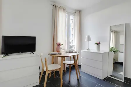 DS-35-VAILLANT-7, Appartement 2 personnes à Pantin - Photo 2