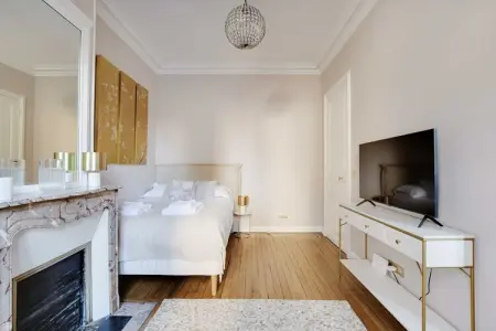 Appartement à Paris, CC-6-LEVIS - L1022062