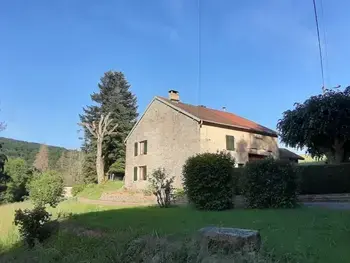 Gite à La Vaivre, Authentique fermette rénovée avec cheminée dans les Vosges - L1022257