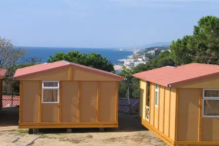 Camping Rocagrossa Bungalow 4 people, Bungalow 4 personnes à Calella - Photo 4
