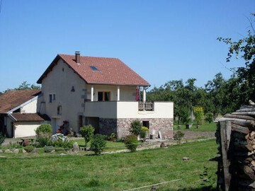 Gite à Saint Bresson,Gîte paisible au cœur des Vosges avec verger, WIFI et terrasse FR-1-583-310 N°1022389