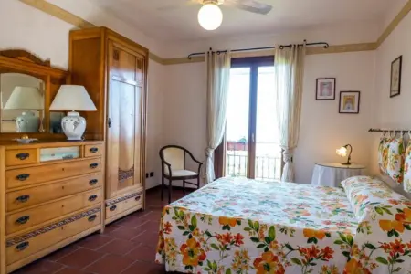 Villa Conte, Captivante villa à Ricadi avec piscine - Photo 14