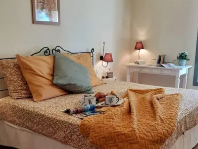 Apartamento en Saumane de Vaucluse,Appartement 2 chambres avec piscine, tennis et golf en Provence FR-1-767-24 N°1023319