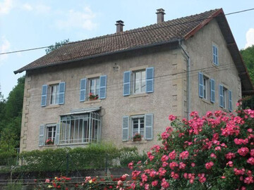 Gite à Plancher les Mines,Gîte éco-rénové avec studio et poêle à bois près du Ballon de Servance FR-1-583-194 N°1023604