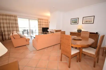 Apmto Villa Sol, Appartement avec balcon ensoleillé et piscine - Photo 3