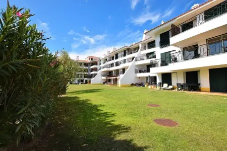 Apmto Villa Sol, Appartement avec balcon ensoleillé et piscine - Photo 11