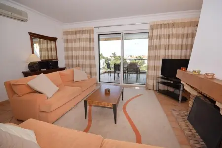 Apmto Villa Sol, Appartement avec balcon ensoleillé et piscine - Photo 21