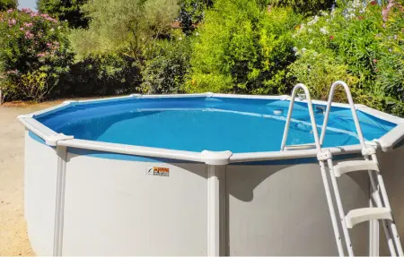 Location Maison 9 personnes à Cornillon - Photo 1