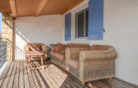 Location Maison 9 personnes à Cornillon - Photo 2