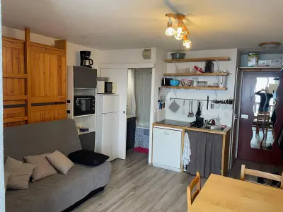 Appartement à Chamrousse, Studio cabine à Chamrousse avec balcon, pour 4 pers, cuisine équipée - L1024999