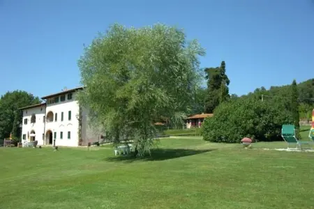 Il Ciliegio, Ferme à Poppi avec piscine et jardins - Photo 17