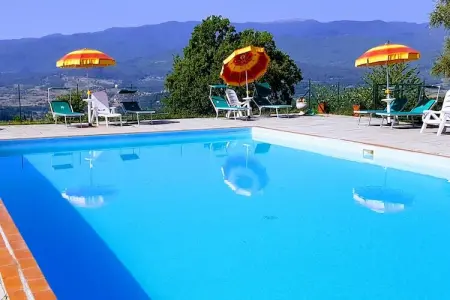 Il Noce, Ferme en Toscane avec piscine et vue - Photo 1