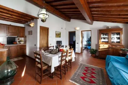 Il Noce, Ferme en Toscane avec piscine et vue - Photo 2