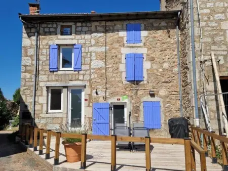 Gîte de charme avec animaux admis et Wi-Fi à Saint-Nicolas-des-Biefs - Photo 1