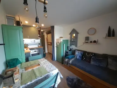 Appartement à Valfréjus, Studio rénové à Valfréjus, proche télécabine et commerces - L1026038