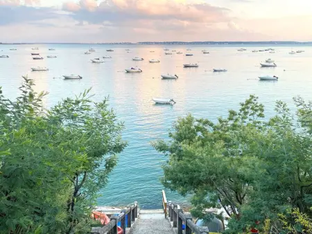 Charmante villa avec jardin clos, à 100m du Bassin d'Arcachon, proche plages et commerces, Wi-Fi - Photo 2