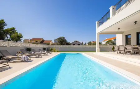 Location Maison 8 personnes à Petrcane - Photo 12