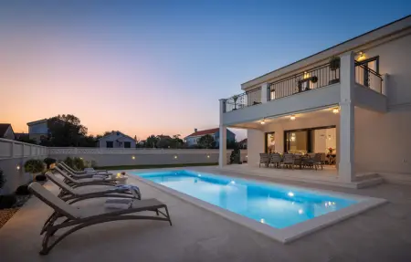 Location Maison 8 personnes à Petrcane - Photo 14