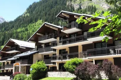 Appartement à Pralognan la Vanoise, Location de Vacances Pralognan-la-Vanoise 122 - L1028581