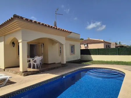 Maison à Deltebre, Détente au Delta: Maison avec piscine privée, Wi-Fi, animaux admis et climatisation - L1029890