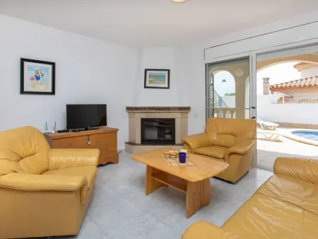 Villa Kikidona, Villa 8 personnes à Miami Platja - Photo 4