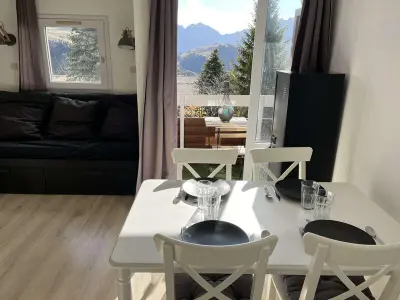 Appartement à Huez, Studio 4 pers à l'Alpe d'Huez avec balcon et animaux acceptés - L1030122