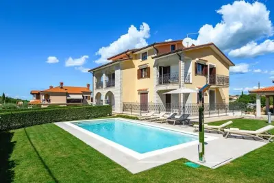 Appartement à Mekiši kod Vižinade, Premium Apartment Silvia II with private pool - L1030344