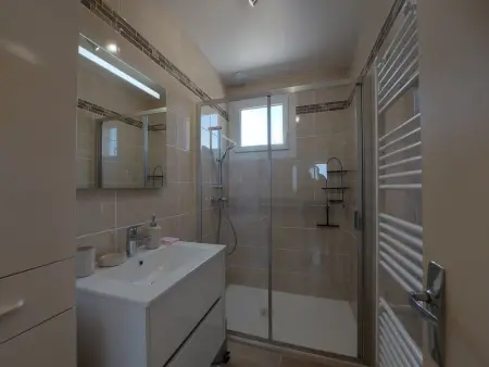 Maison familiale au calme avec jardin et barbecue - Photo 3