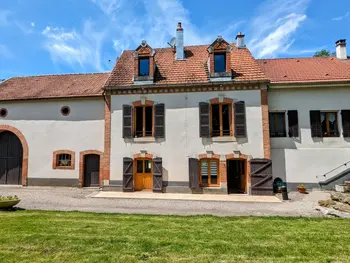 Alto Saona, Casa rural en Bougnon, Gîte familial au calme avec spa, piscine privée et nombreuses activités FR-1-583-301 N°1030414