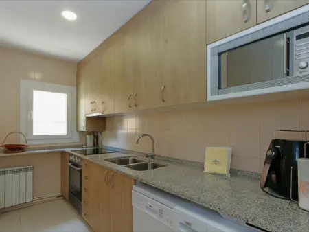 Appartement familial à 200m de la plage avec balcon et WiFi, idéal pour 5 personnes - Photo 8