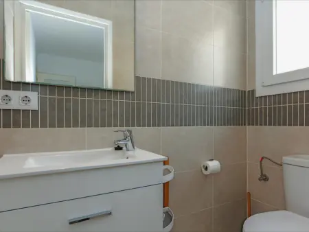 Appartement familial à 200m de la plage avec balcon et WiFi, idéal pour 5 personnes - Photo 15