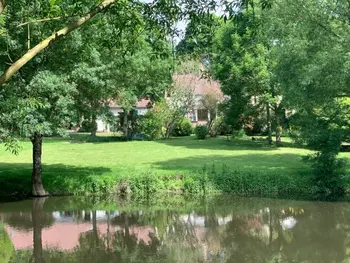 Gîte in Chemiré le Gaudin,Grand gîte près du Mans avec piscine, cheminée et animaux FR-1-410-217 N°1030545