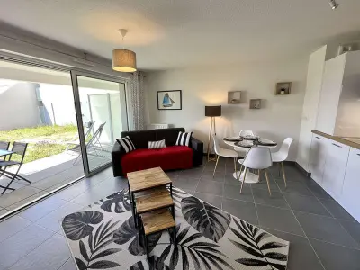 Appartement à Étel, Étel - Appt. moderne 2 pièces, Wifi & parking, à 700m de la plage - N°1030632