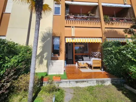 By the lake, Appartement 3 personnes à Lesa - Photo 1