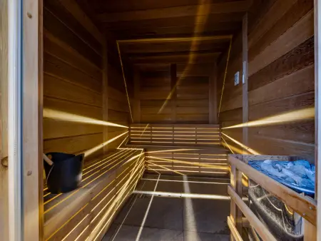 Appartement skis aux pieds, 4 ch, 10 pers, piscine, jacuzzi, WiFi - Photo 21