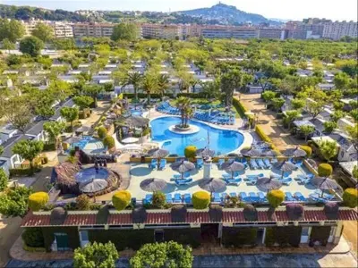 Chalet à Blanes, Camping La Masia - 2 chambres (MAX 4 adultes + 1 enfants) - L1030801