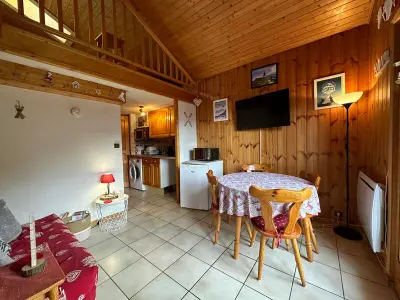 Appartement à Morillon Village, Duplex charmant au cœur de Morillon, près lac et navette, 5 pers, balcon, équipement complet - L1030843