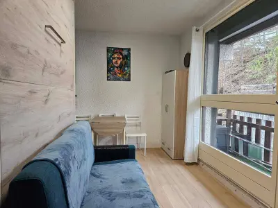 Appartement à Pra Loup, Studio rénové proche télécabine avec balcon, 4 couchages - L1030908