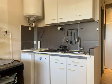 Studio confort avec climatisation et wifi à Balaruc-les-Bains - Photo 4