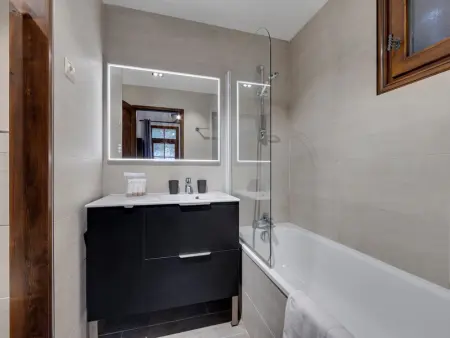 Appartement skis aux pieds avec piscine et spa, Appartement 10 personnes à Les Arcs 1950 - Photo 8