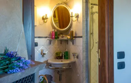 Location Maison 11 personnes à Montelopio - Photo 31