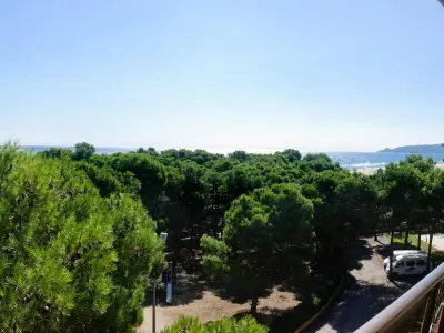 Appartement à L'Estartit, Appartement familial à 50m de la plage avec piscine et WiFi gratuit - L1031038