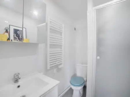 T2 Bazeilles, Appartement 4 personnes à Toulon - Photo 11