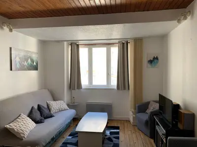 Appartement à Cauterets, Duplex 8 pers hyper-centre Cauterets avec WiFi & parking sécurisé - L1031341